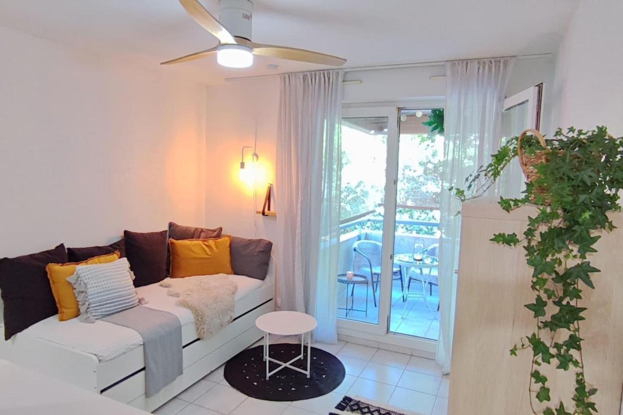 Ravas Studio Climatise Terrasse Proche Commerces Montpellier Exterior photo